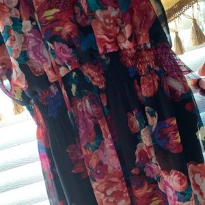 💕💛💕💛Maxi dress 👗💛💕💛💕